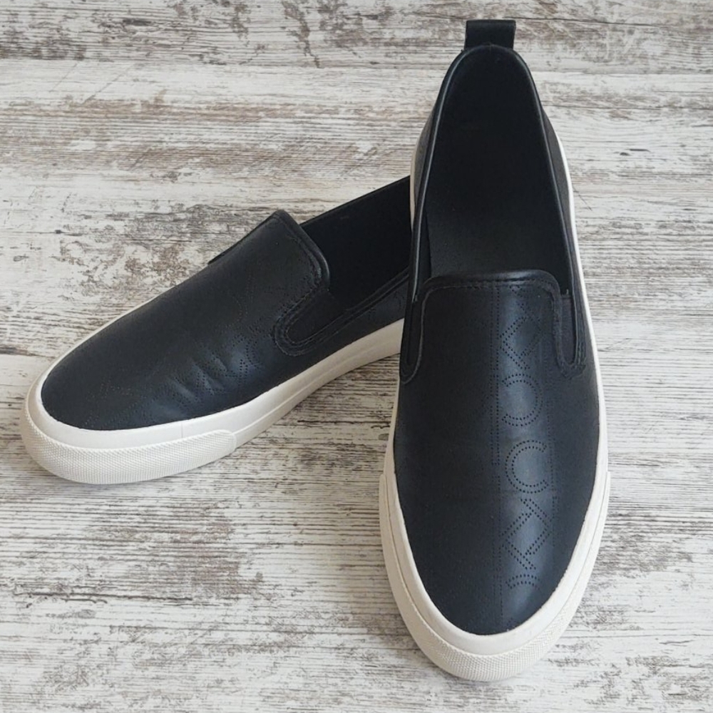 ⚀Calvin Klein Perforated CK Sneakers